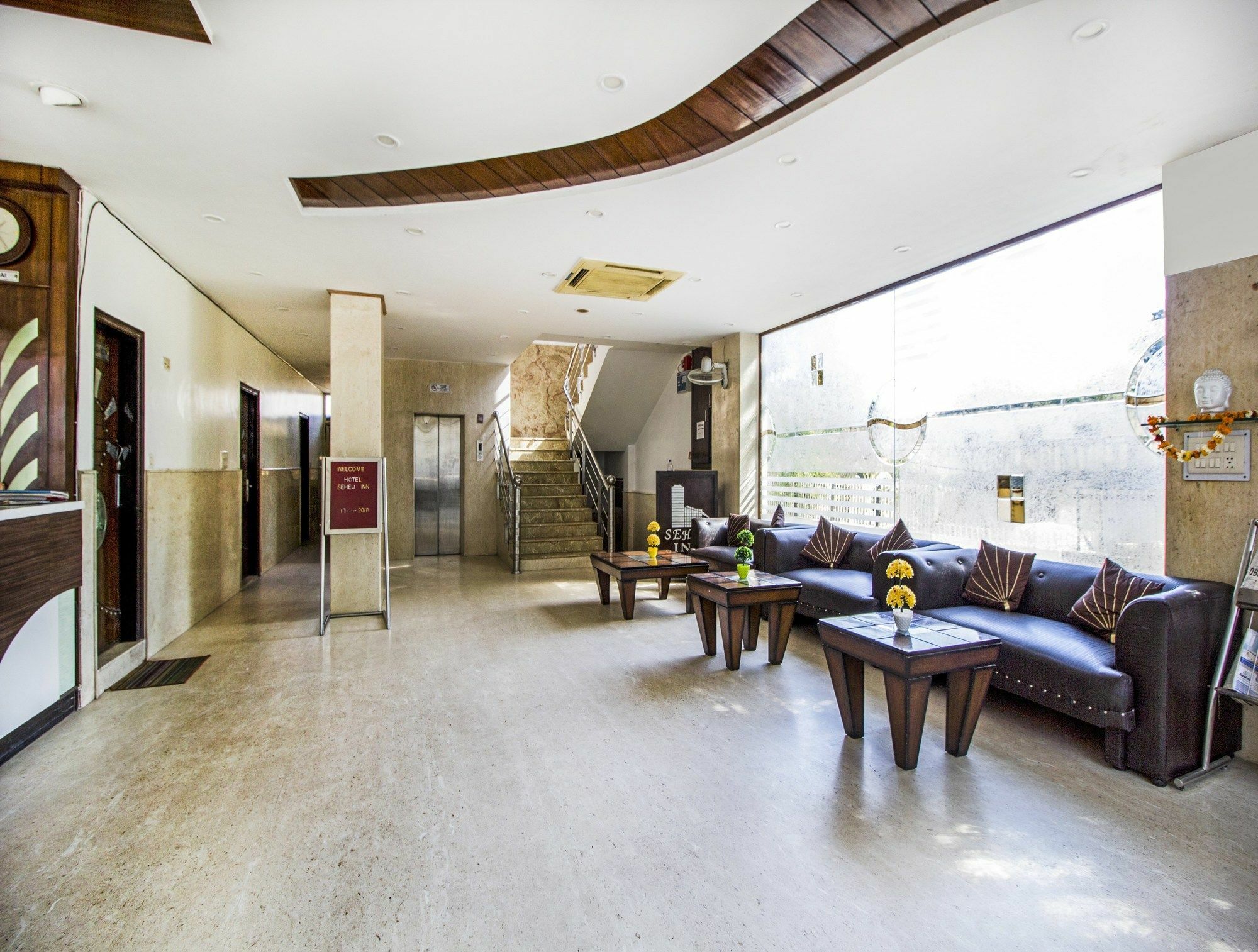 Fabhotel Sehej Inn Ню Делхи Екстериор снимка